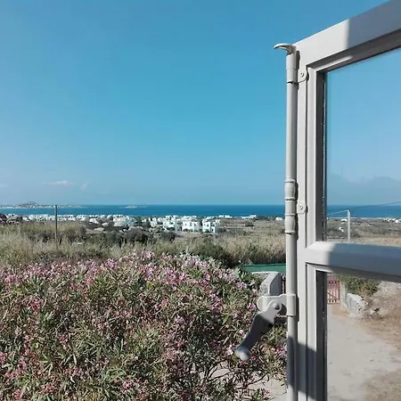 Sunny House With Amazing View For 4+2 Persons בית נופש Pláka