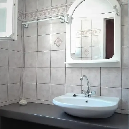 Sunny House With Amazing View For 4+2 Persons Plaka (Naxos)